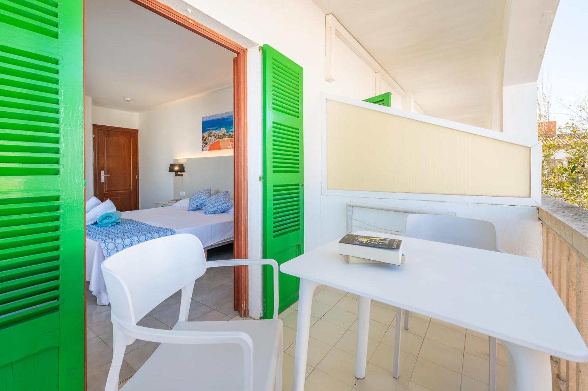Hotel Martorell By Mhr Колонья Сант Джордин Экстерьер фото