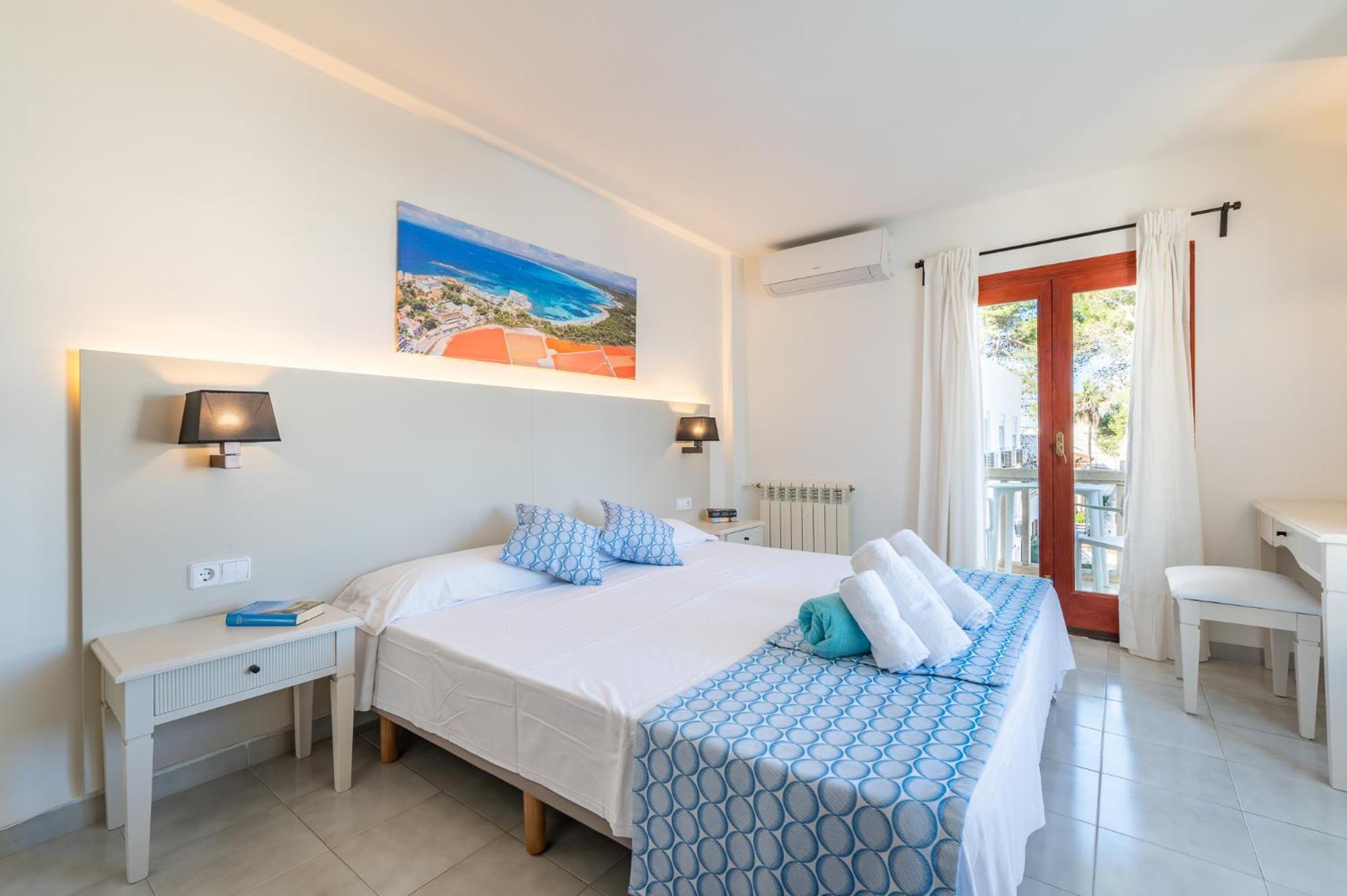 Hotel Martorell By Mhr Колонья Сант Джордин Экстерьер фото